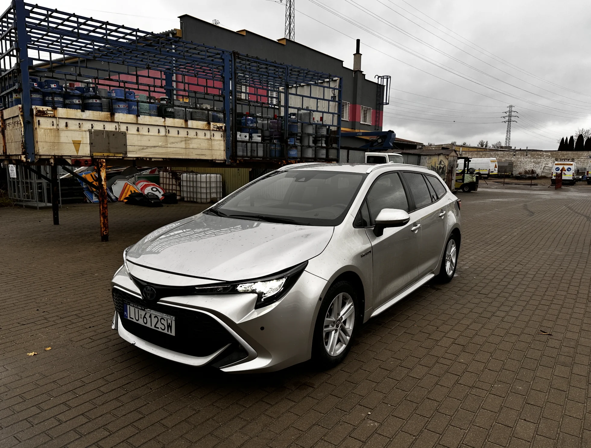 Toyota Corolla 1.8 Hybrid + LPG